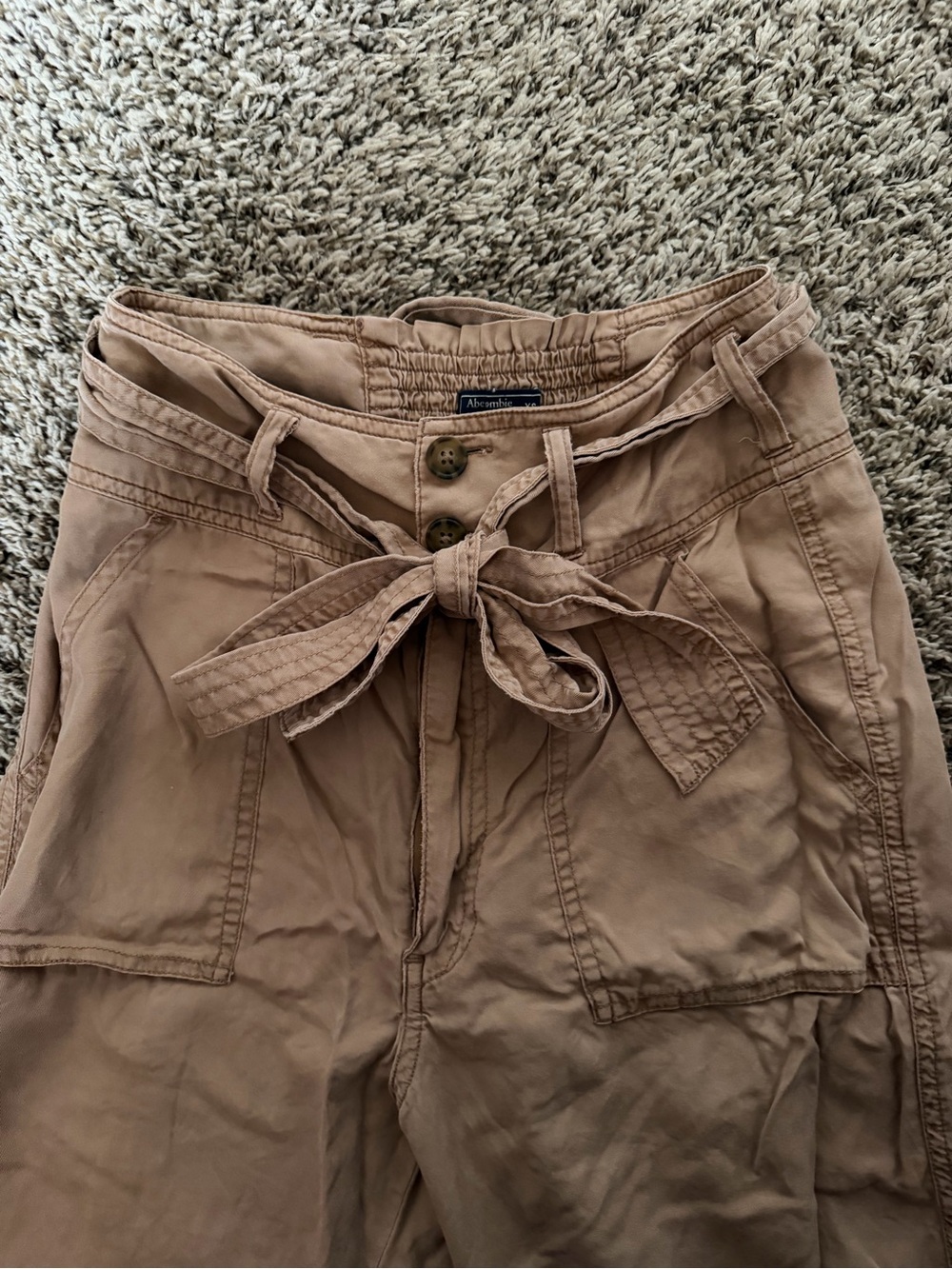 Abercrombie & Fitch Smocked-Waist Cargo Pants in Taupe
